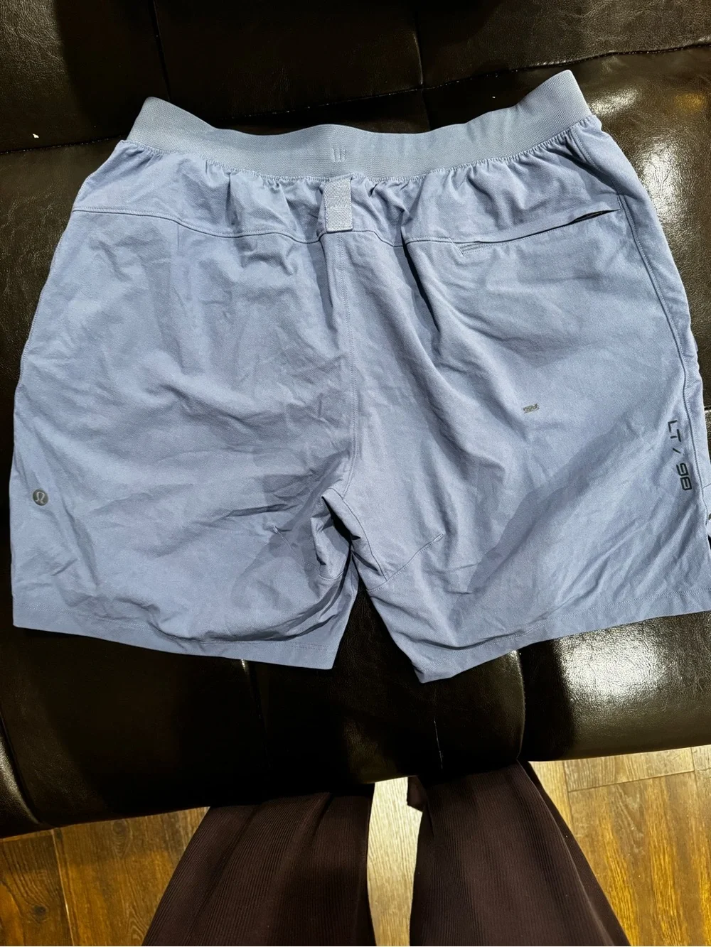 Lululemon License to Train Men’s 7 inch blue drawstring shorts